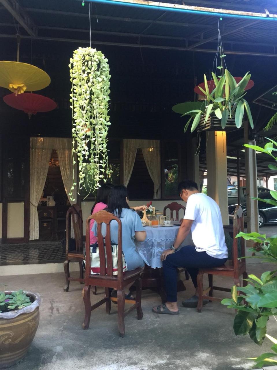 Baan Sithepaban Guesthouse Phitsanulok Exterior photo